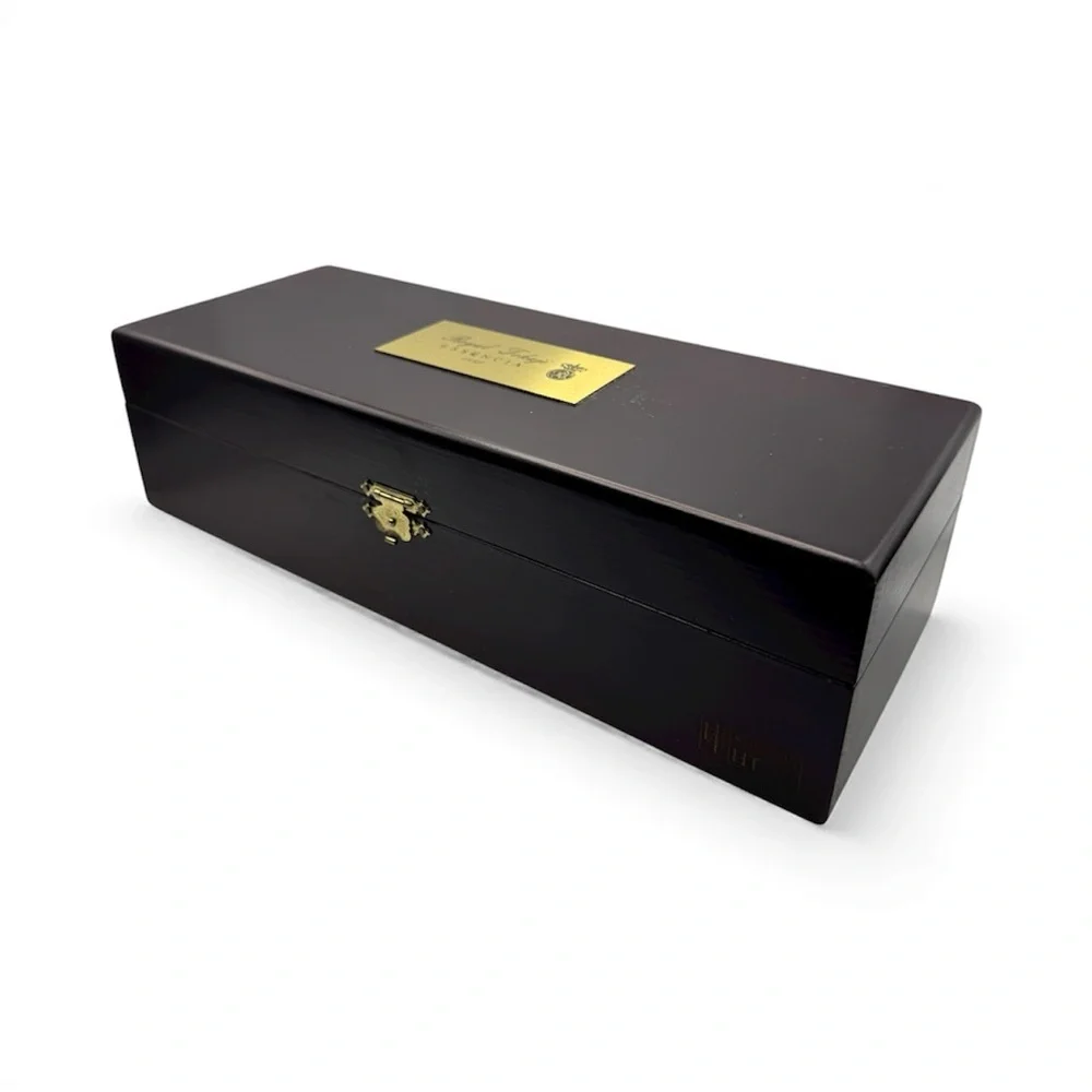 VERY RARE 1999 ROYAL TOKAJI ESSENCIA ORIGINAL BOX (NO Bottle Included) HU-161130